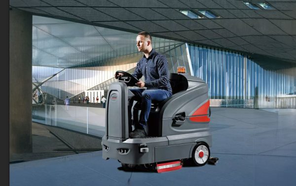 GM160. Lavadora mediana a baterías de operador caminando